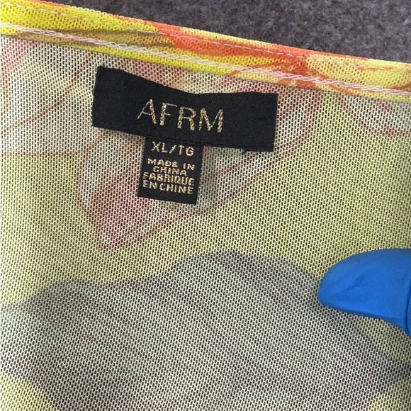 AFRM REVOLVE Size XL Floral Halter Top with bows Hawaiian flowers Boho - Picture 3 of 4